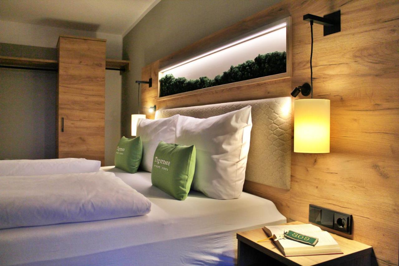Seehotel Zur Post Tegernsee Exterior photo