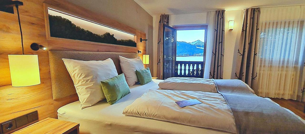 Seehotel Zur Post Tegernsee Exterior photo
