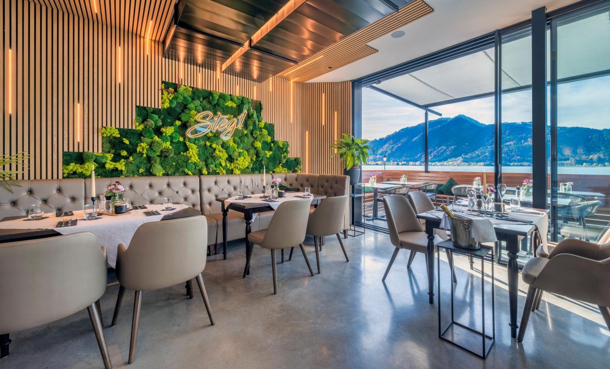 Seehotel Zur Post Tegernsee Exterior photo