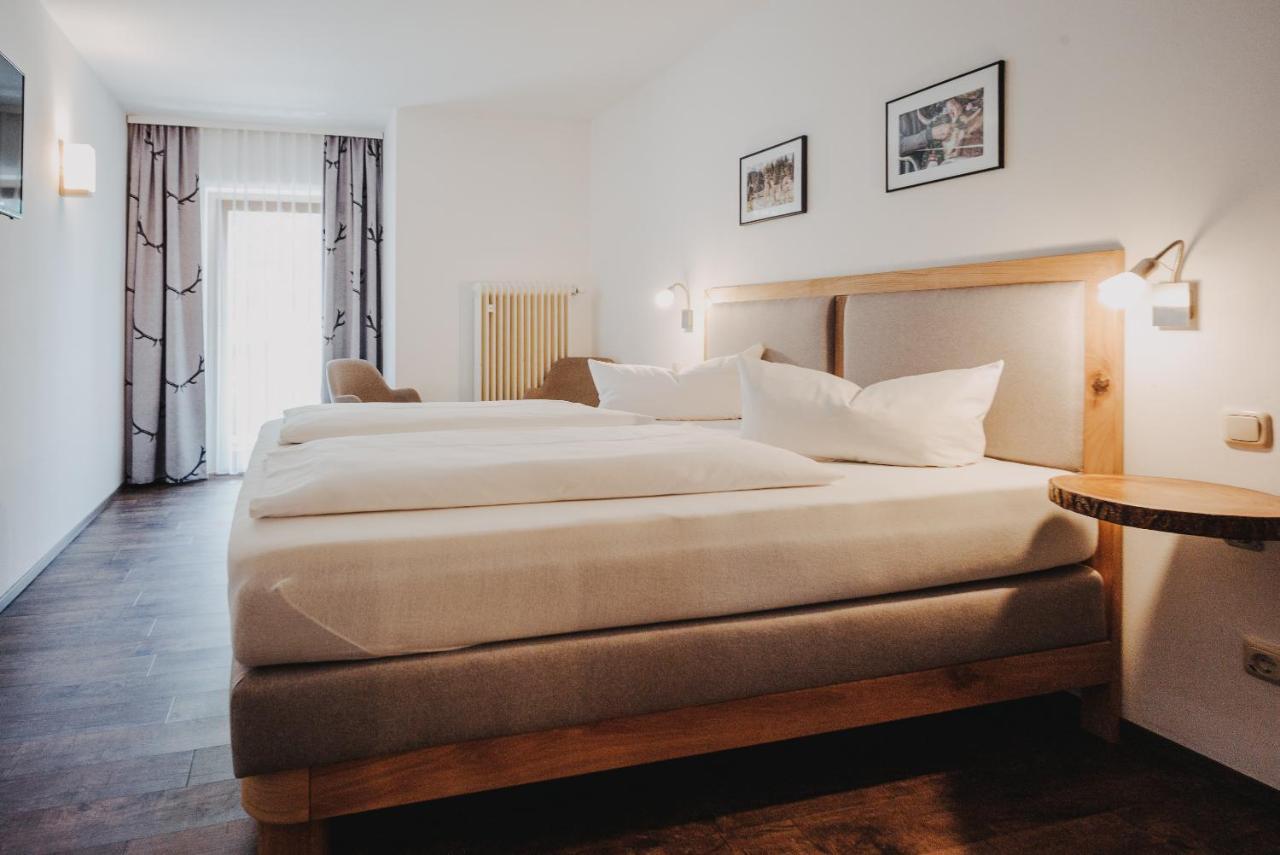 Seehotel Zur Post Tegernsee Exterior photo