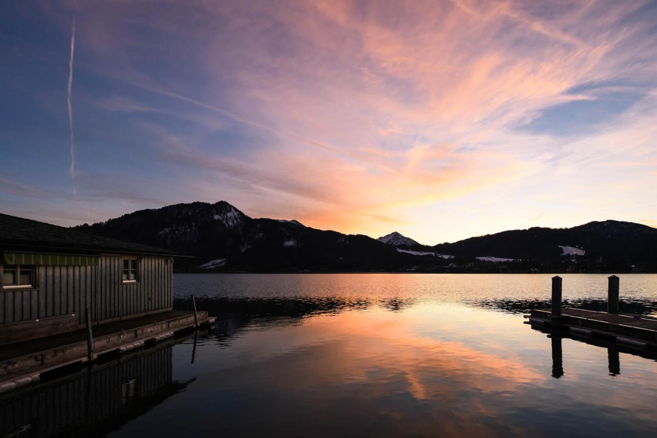 Seehotel Zur Post Tegernsee Exterior photo