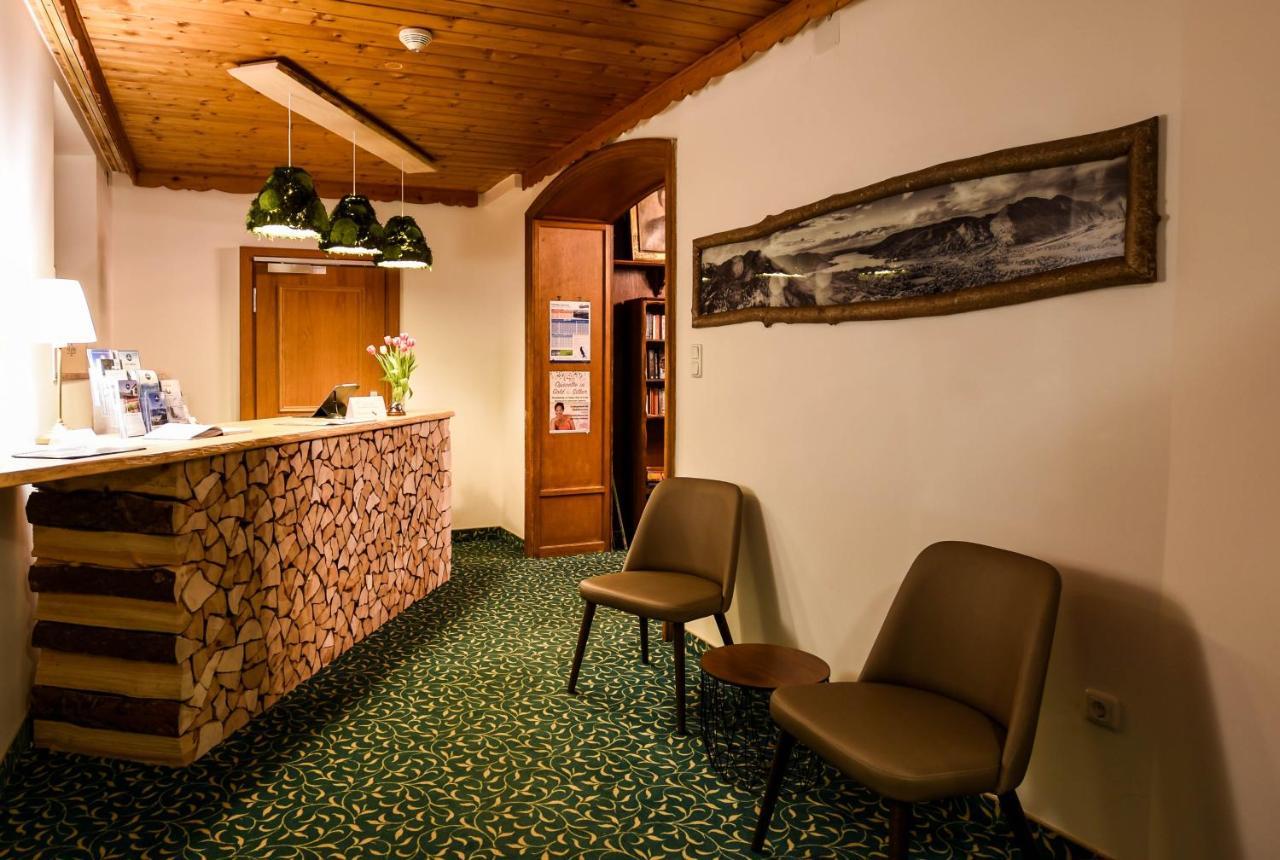 Seehotel Zur Post Tegernsee Exterior photo